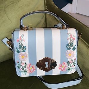 Blue and white embroidered also bag